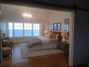 Direkte på Lake Michigan med privat strand-Bedøvelse Views-Fire Pit-Patio-Decks - Image 4