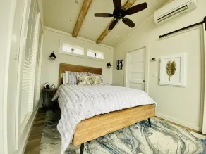 Luxury Tiny Home with River Views on 300 Acre Ranch - Image 4