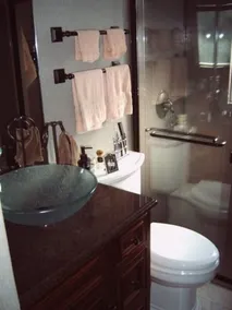 Moore House Bed and Breakfast - Image 4