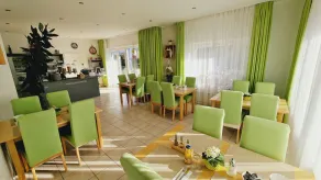 Hotel Garni Superior - Image 4