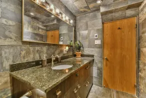 Chalet River Front Spa Peninsula - Image 4