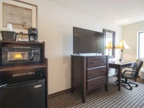 OYO Townhouse Houston Airport North - Image 4