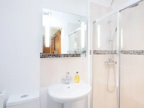 Cottage-Supérieure-SDB privée - Image 5