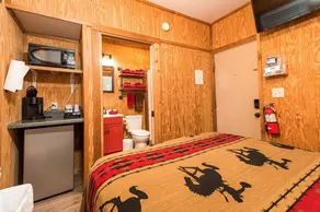 Bandera Bunkhouse On Main #1 - Image 4