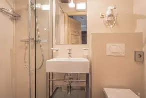 Traditional House Kal Garden & Jacuzzi - Happy Rentals - Image 3