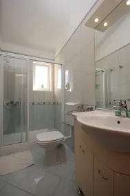 Apartment Basanija 3402f - Image 3