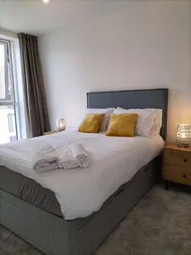 Gillingham's Best.Great Discount 4 long Term Stay.River View.Netflix & Parking. - Image 3