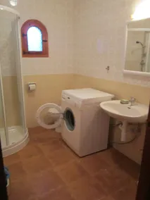 Grande maison de vacances avec piscine privée, 6 personnes, WiFi gratuit, vue mer, calme - Image 4