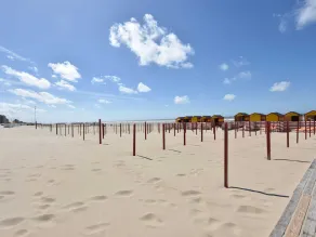 Former Hotel in the Centre and Near the Beach in Panne - Image 5
