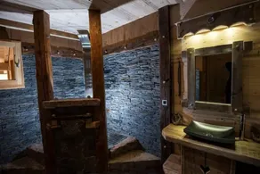 Authentisches, modernes, warmes und luxuriöses Chalet: Mit Sauna und Whirlpool - Image 2