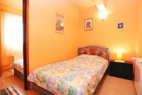 Three bedroom apartment with terrace Supetar, Brač (A-7549-a) - Image 5