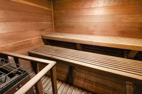 Skyline - entire modern 3-bedroom house with game room, sauna and views! - Image 3