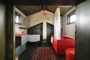 Villa på bakkerne i bugten overfor øen Elba - Image 2