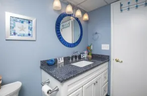 Resort-Style Beach-Front Condo in North Beach Tower in Diamond Beach! - Image 5
