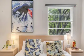 Getawayz NSW - Heatherbrae I - Luxurious 3 Bed Apartment, World Class Harbour Bridge Views. - Image 5