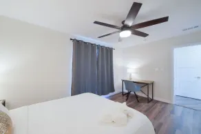 Downtown Austin 4-Bedroom Gem - Image 5