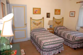 Beautiful private villa with WIFI, private pool, TV, patio, pets allowed and panoramic view - Image 5
