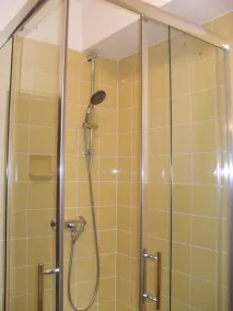 Ruhige Nichtraucher-Ferienwohnung mit schönem Garten in Freiburg-Gundelfingen - Image 5
