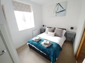 Reigate - 1 Bed apartment near Priory Park with parking by Mobius Property - Image 3