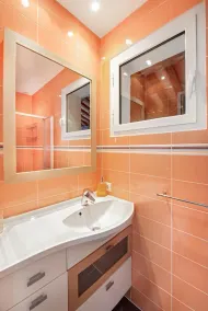 REVERIE in PROVENCE / Heated pool+JACCUZI+Air-conditioned rooms / BEACH 20 Min  - Image 3