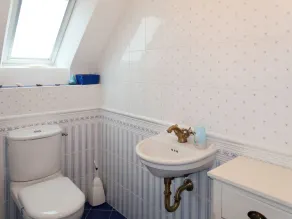 Voll ausgestattete Ferienwohnung mit beheiztem Pool, Garten und Grill | Meerblick - Image 5
