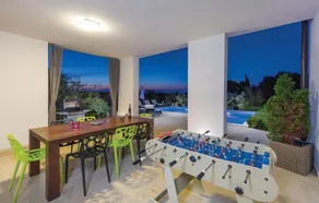 Luxurious Home In Stinjan - Image 5