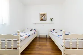 Appartement confortable pour quatre personnes au centre de Malinska - Image 4