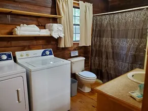 Shadow Me Secluded Cabin - Image 3