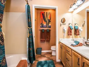 EXCEPTIONAL Luxury Condo - 70 \"TV -SOMMER SPECIAL $ 75 So-Do 100 F-S - Image 5
