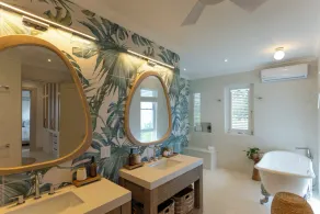 Kaiso Beachfront Villa - Image 2