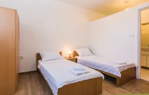 Magnifique maison à Donje Rastane - Image 2