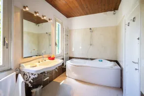 Tenuta dell'Inviolata Guest House - Image 3