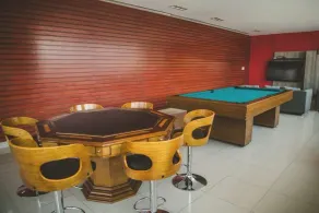 Fully equipped kitchen, high speed internet, comfy king-size bed and a sofa bed. - Image 2