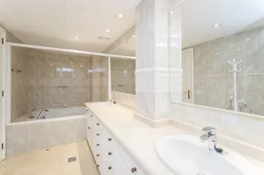 Seafront Apt Acuario by JS Villas - Image 3