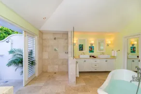 Ma Moura Luxury villa - Image 2