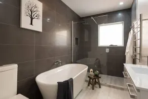 Penguin Beach House - seaside getaway - Image 2