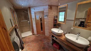 Hytte im Naturschutzgebiet der Telemark, See, Sauna, Kanu, Hunde, Wallbox - Image 2