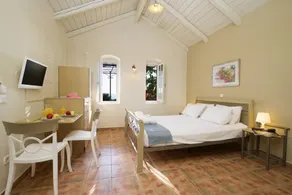 Stone Cottages - Image 4