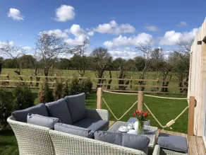 Luxury Timber Clad Eco-Lodge 5 miles from the Norfolk Heritage Coast - Image 3