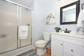 Relax at The Blue Bird - 2BD/2BA + Easy Parking - Image 5