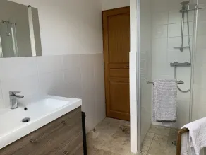 Agréable maison de vacances avec piscine privée - Image 3