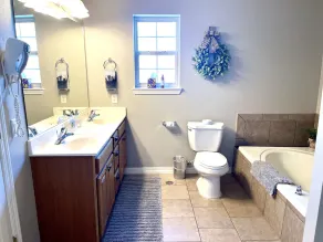 Upper Level Condo A-9 - Image 4