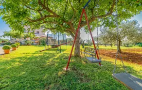 Lovely Home In Galizana - Image 2