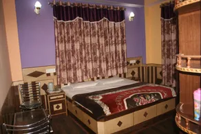 Silver Oak Cottage Shimla - Image 5