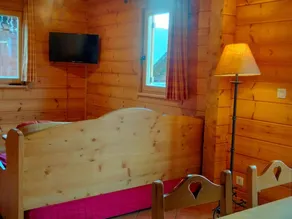 Chalet à La Joue du Loup, 6 pers, terrasse, parking - FR-1-504-651 - Image 3