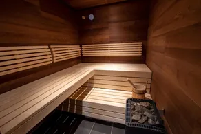 Modern apartment with mountain view, sauna, and close to the slopes - Image 2