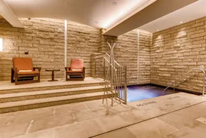4 Bedroom + Den Luxury Residence at Solaris Residences - Image 4
