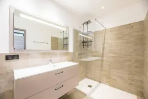 Villa 20 - Plage à pied - Piscine chauffée - Salle cinéma - Image 3