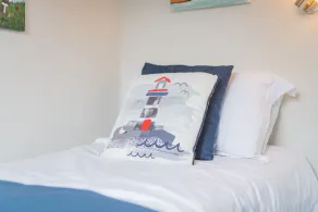The Landing by Bloom Stays - ideal for families, close to beach and town centre - Image 5