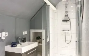 4 Bedroom Gorgeous Home In Bruinisse - Image 2
